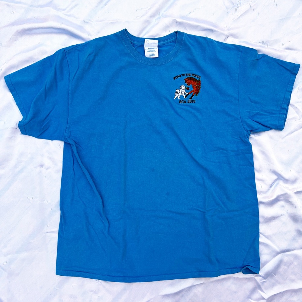Men’s light blue XL t-shirt Samoyed logo embroidered on left chest